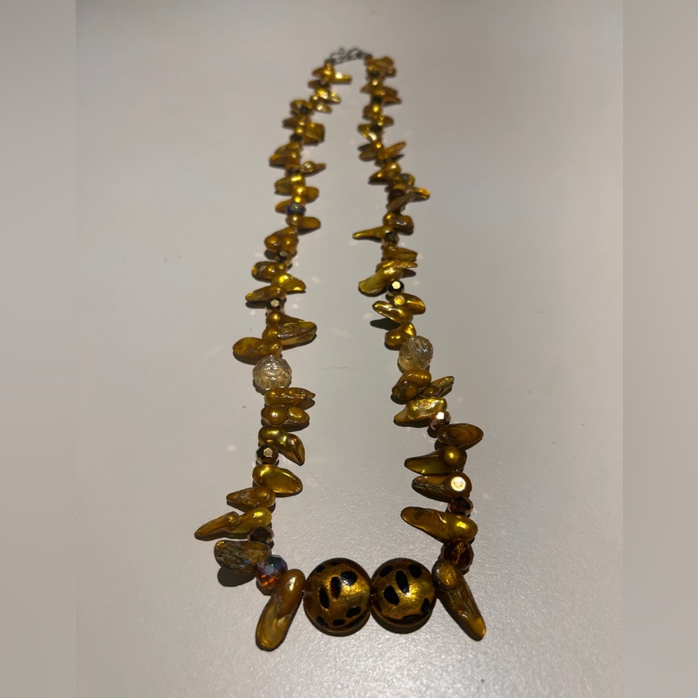 Elegant Gold Beaded Necklace